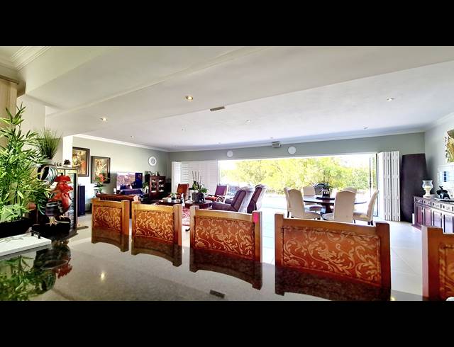 5 BEDROOM HOUSE FOR SALE IN LEEUWFONTEIN ESTATE